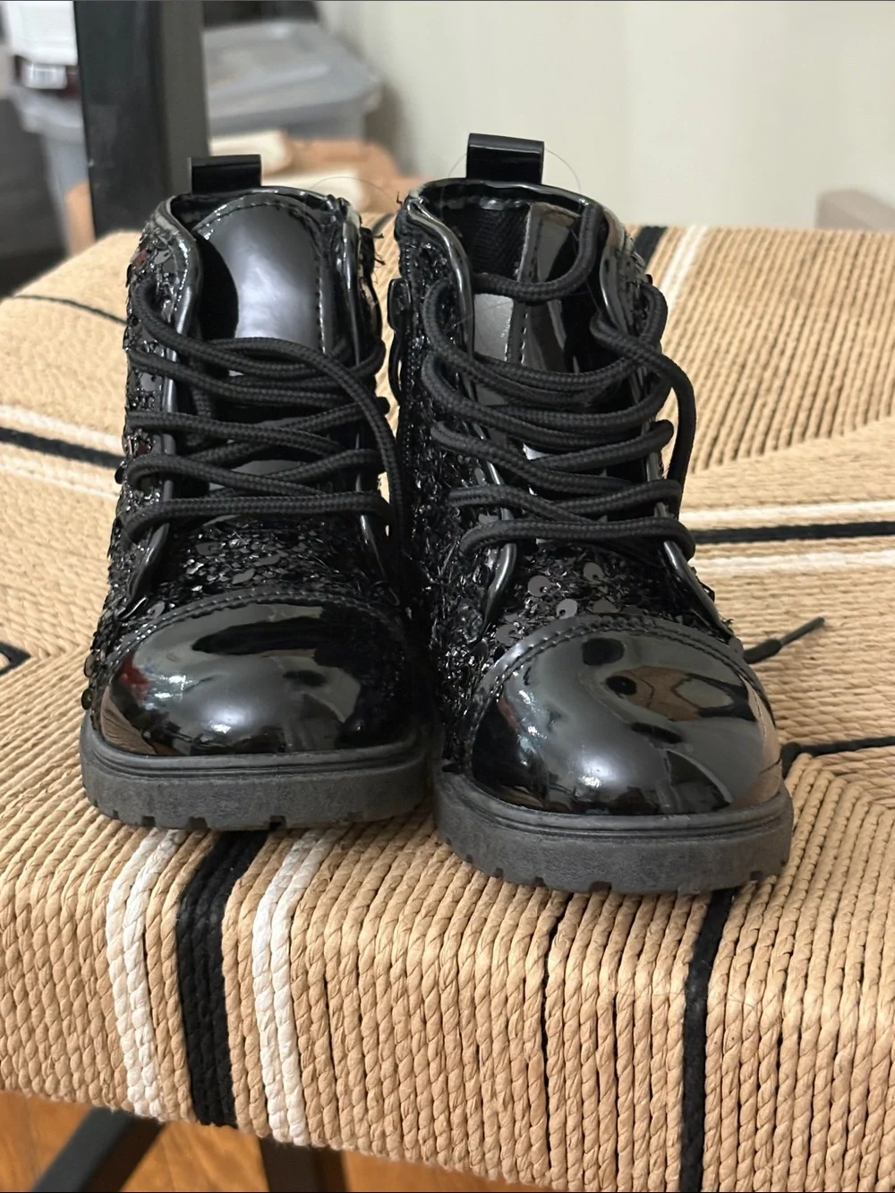 Size 11.5. (28)  girls Black Sequined boots almost new